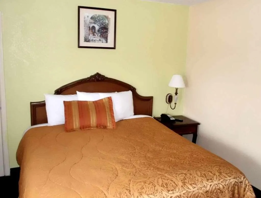 America'S Best Inn & Suites-Lakeland 2*, Lakeland