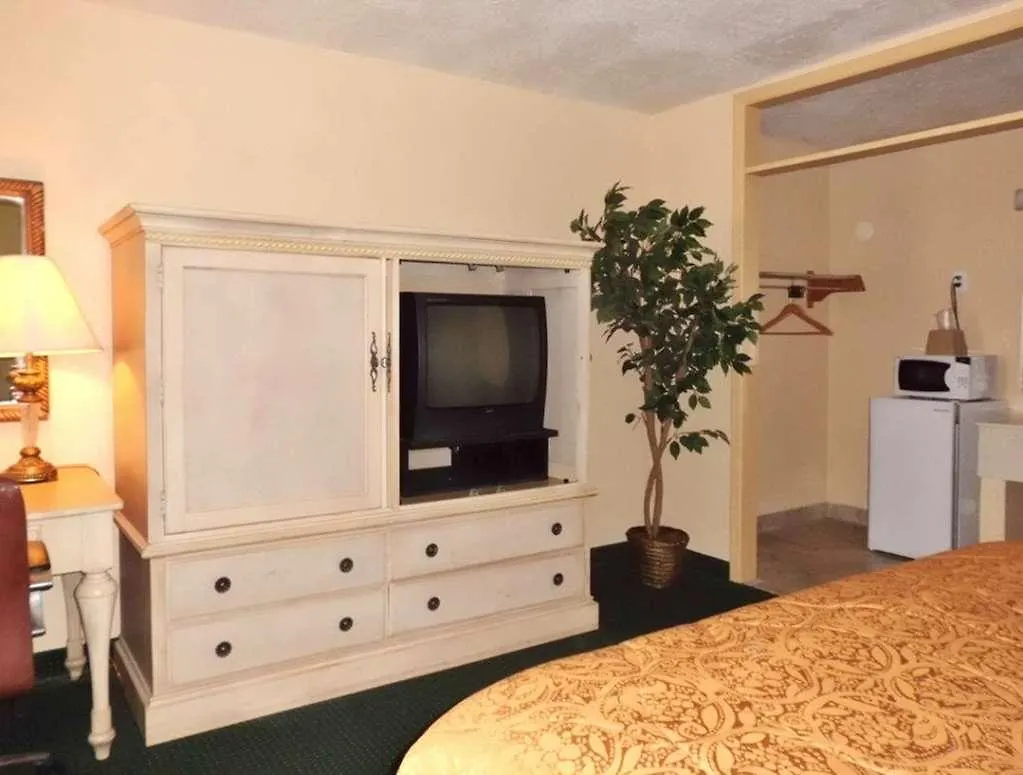 America'S Best Inn & Suites-Lakeland Hotel