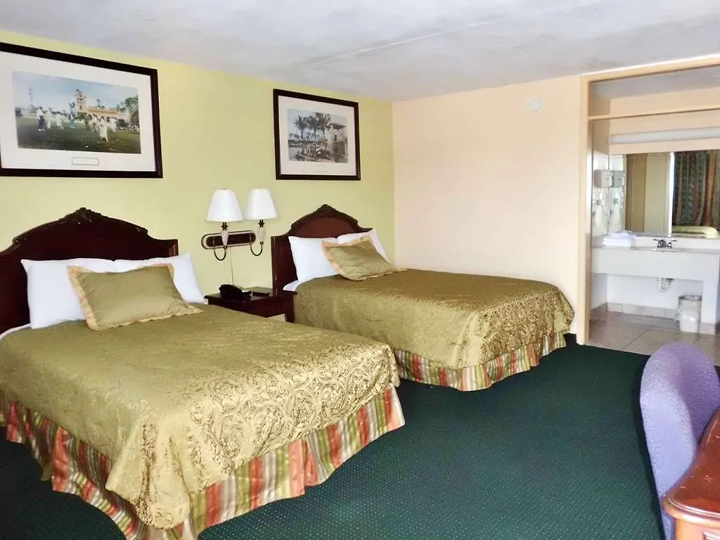 Hotel America'S Best Inn & Suites-Lakeland
